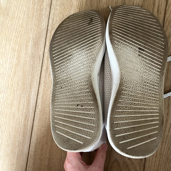 All birds high tops size 8 white - Picture 5 of 5